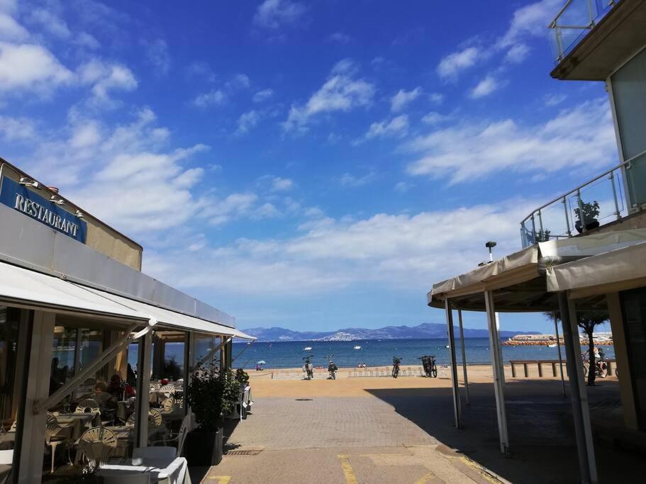 Estupendo Apartamento En Muy Buena Zona Daire L' Escala Dış mekan fotoğraf